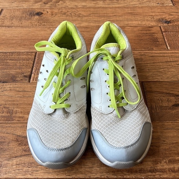 Vionic Venture Walking Sneakers Orthotic Comfort Shoes Silver & Chartreuse Sz 10 - Picture 6 of 12
